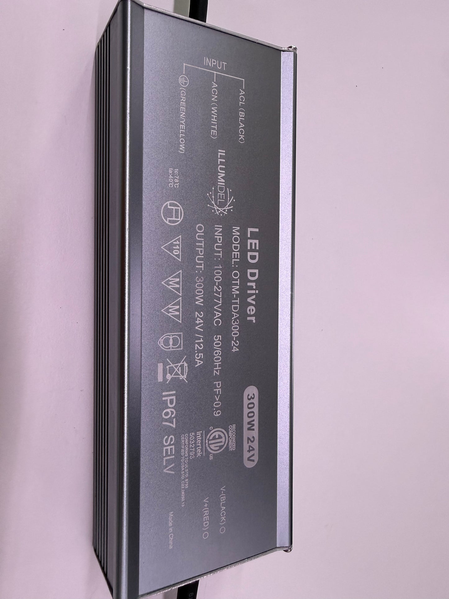 Transformateur LED 24v. 300 watts (non dimmable)